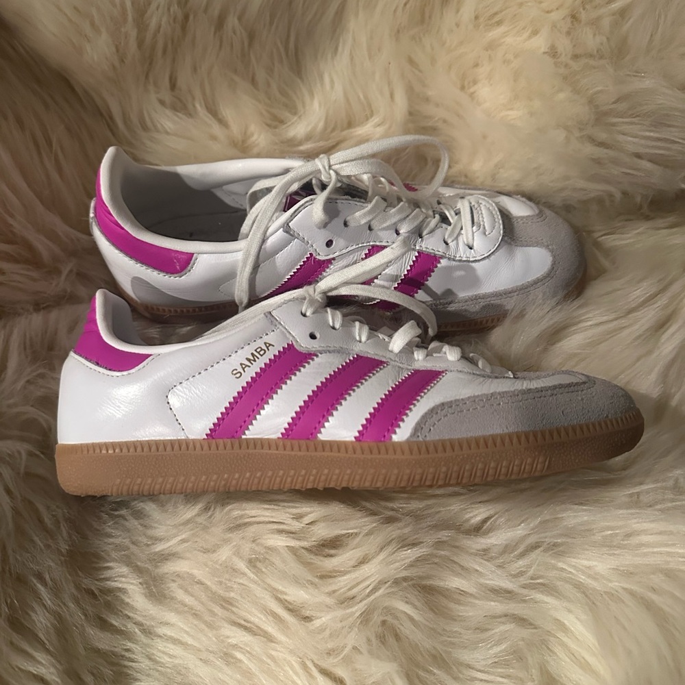 Adidas White and Pink Sneakers with Classic Design